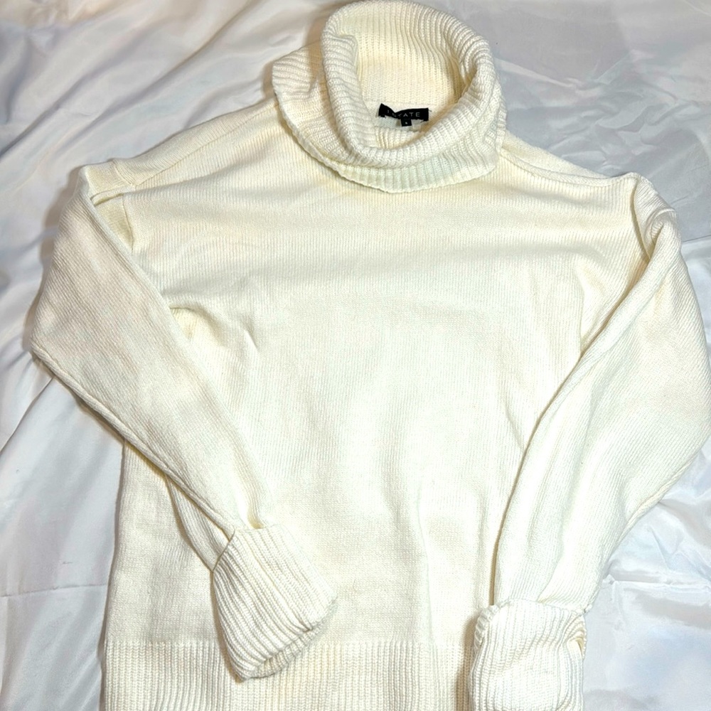 1. State sweater. Cowl neck and cold shoulder